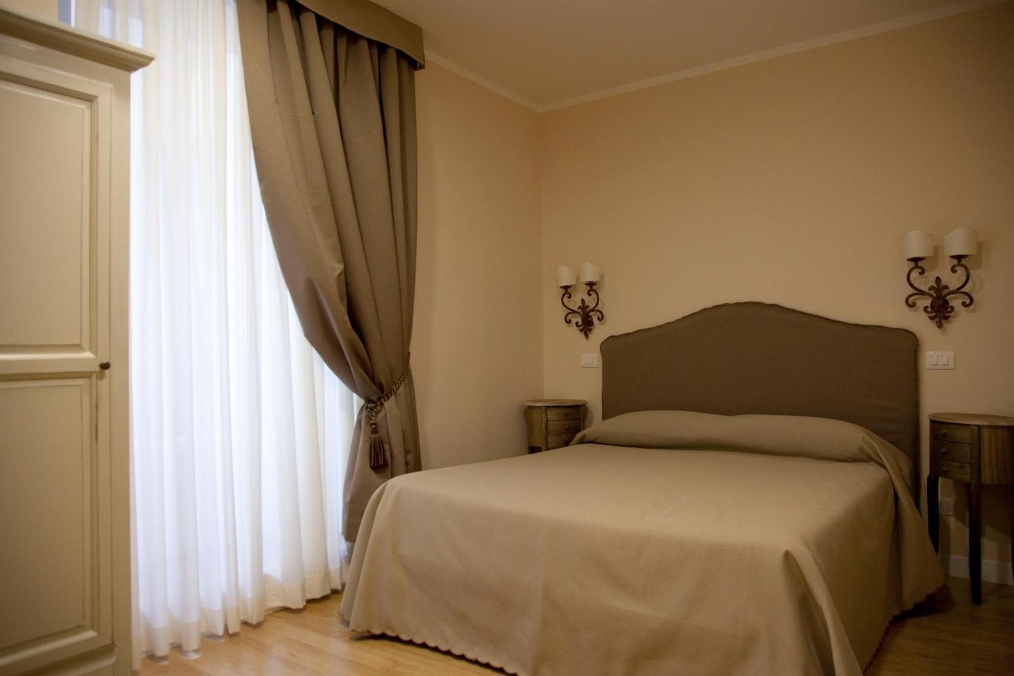Residenza Dei Gracchi 호텔 로마 외부 사진
